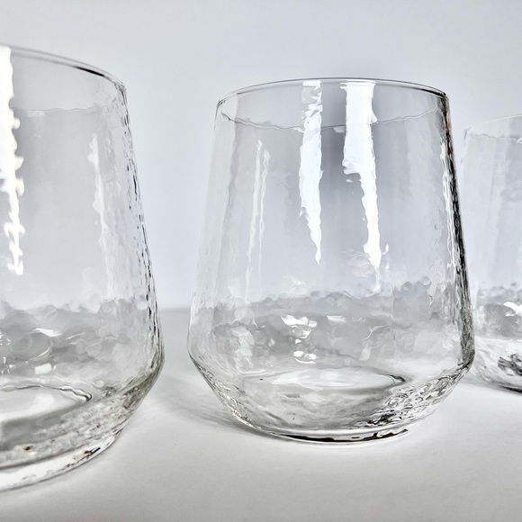 Libbey Hammered Stemless All Purpose Wine Glasses, 17 ounce  Hammered Handcrafted Clear Stemless Wine Drinking Glasses
